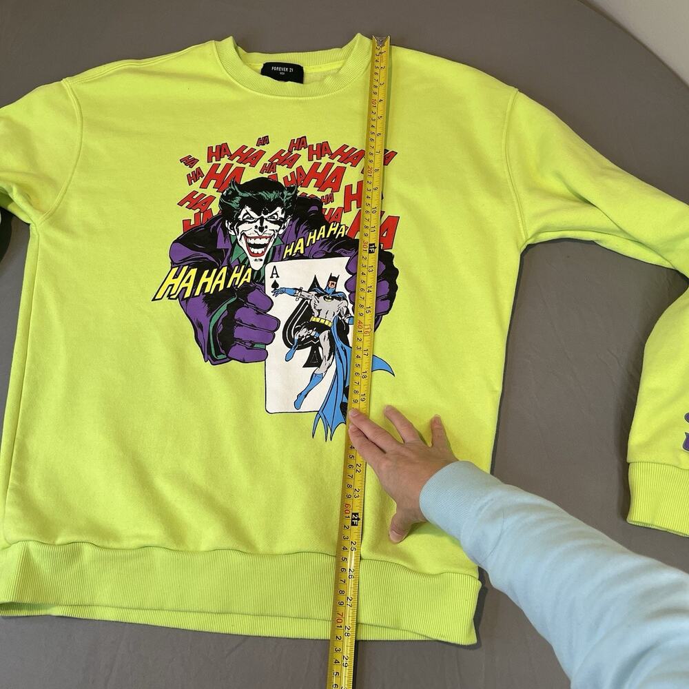 Men's Neon Green Joker/Batman Crewneck Sweatshirt size Medium Long Sleeve - Picture 5 of 7